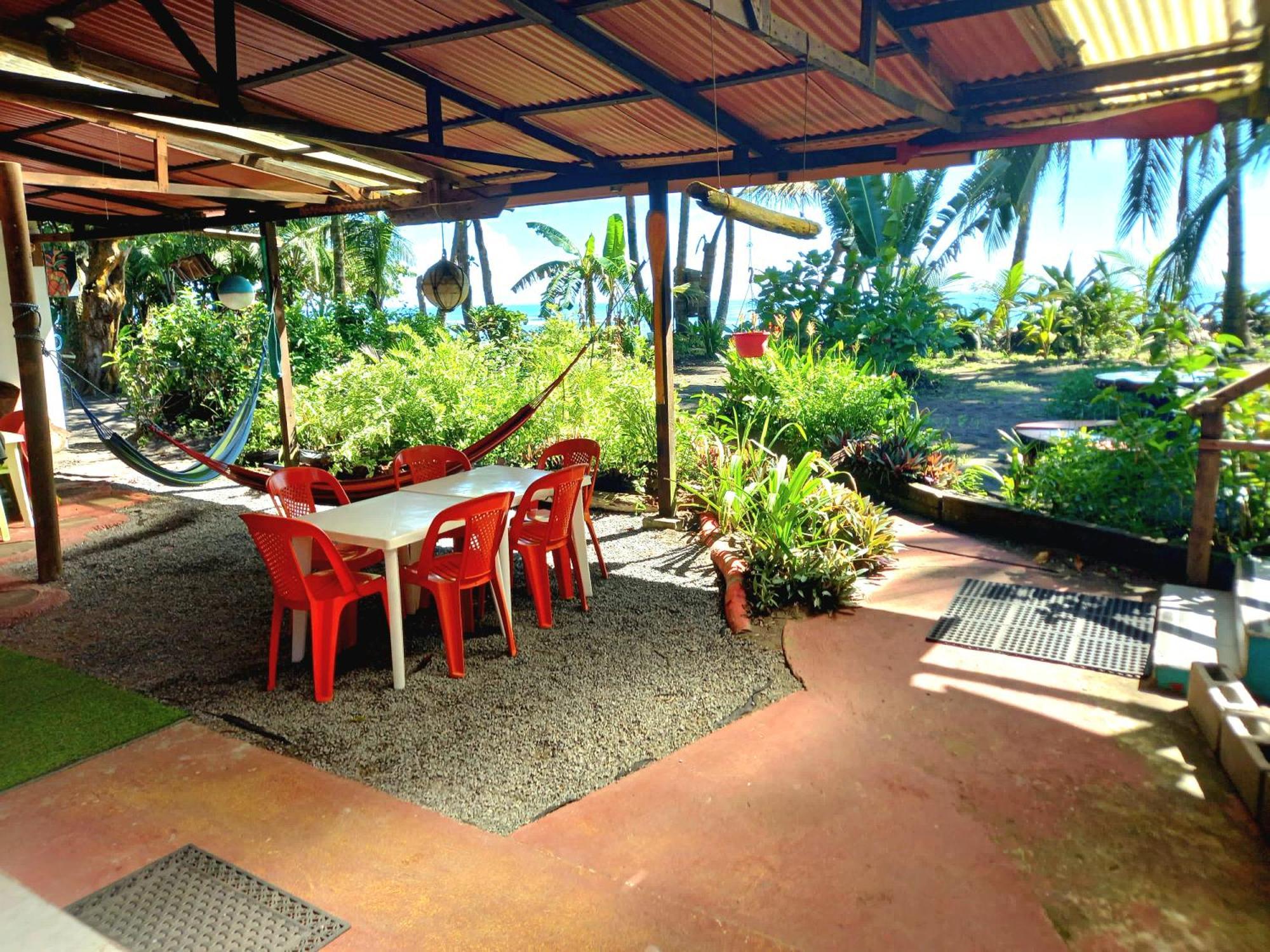 Tortuguero Adventures Beach House 外观 照片