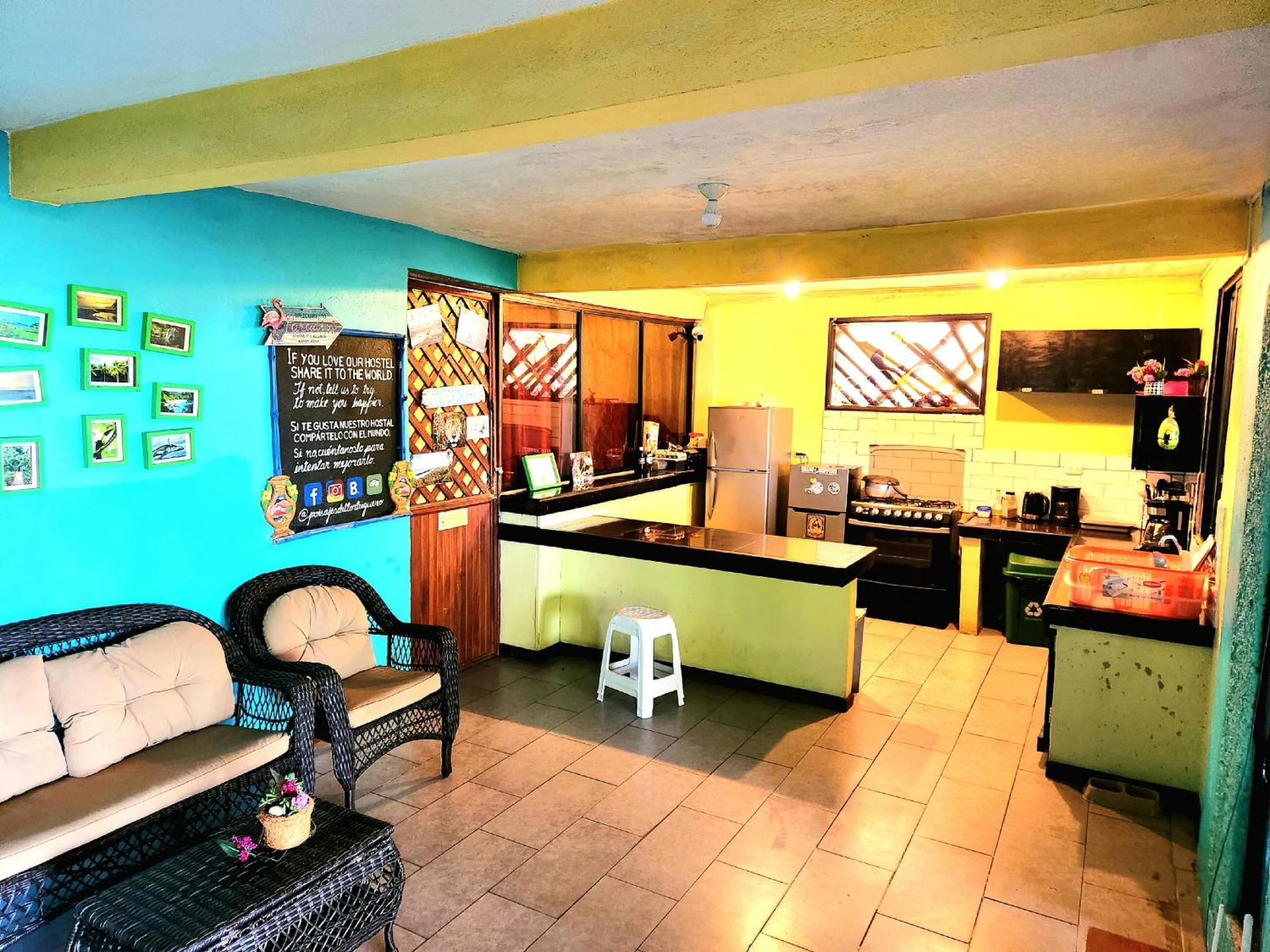 Tortuguero Adventures Beach House 外观 照片